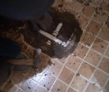 海淀卫生间漏水维修公司为您分享下卫生间渗水如何处理及注意事项